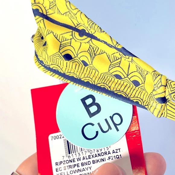 Rip Zone Yellow Bikini Top Size Large B Cup Blue Aztec Design - Picture 5 of 5